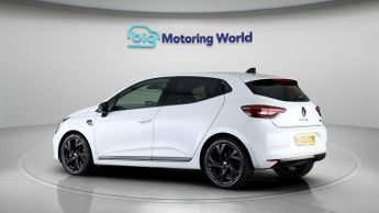 Renault Clio E-TECH ENGINEERED