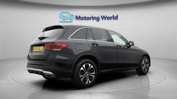 Mercedes-Benz GLC GLC 220 D 4MATIC SPORT