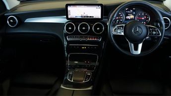 Mercedes-Benz GLC GLC 220 D 4MATIC SPORT