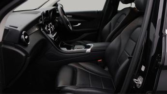 Mercedes-Benz GLC GLC 220 D 4MATIC SPORT