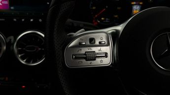 Mercedes-Benz EQB EQB 300 4MATIC AMG LINE