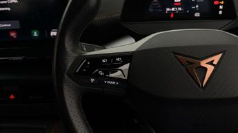 CUPRA Born V1