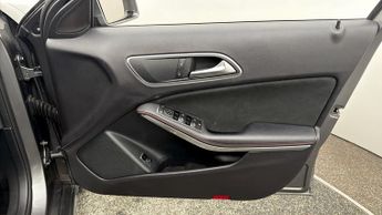 Mercedes-Benz GLA GLA 200 D AMG LINE