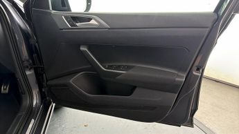 Volkswagen Taigo R-LINE TSI DSG