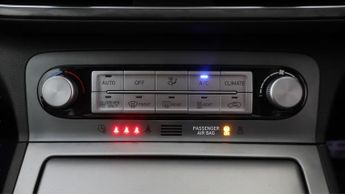 Hyundai KONA PREMIUM