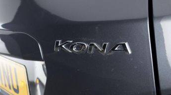 Hyundai KONA PREMIUM