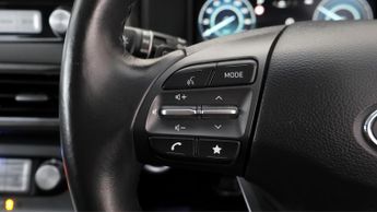 Hyundai KONA PREMIUM