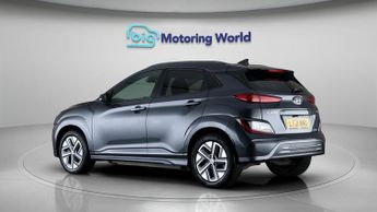 Hyundai KONA PREMIUM