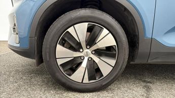 Volvo XC40 RECHARGE T4 PLUS