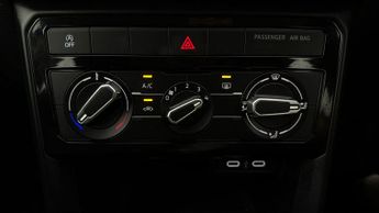 Volkswagen T-Cross SE TSI DSG
