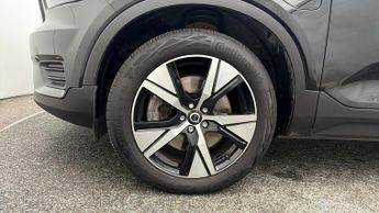 Volvo XC40 RECHARGE T4 R-DESIGN