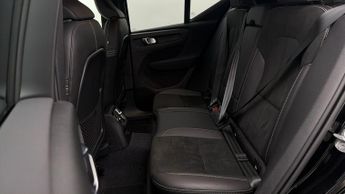 Volvo XC40 RECHARGE T4 R-DESIGN
