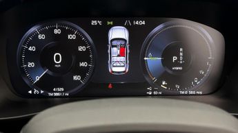 Volvo XC40 RECHARGE T4 R-DESIGN
