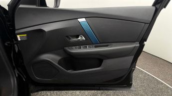 Citroen e-C4 SHINE PLUS