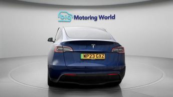 Tesla Model Y BASE