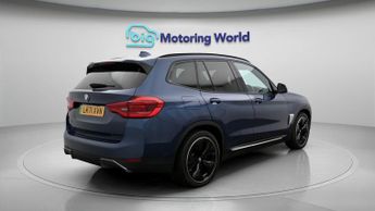 BMW iX3 PREMIER EDITION PRO
