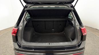Volkswagen Tiguan LIFE TSI DSG