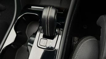 Volvo XC40 P8 FIRST EDITION AWD