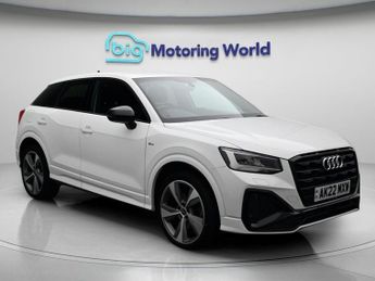 Audi Q2 TFSI S LINE BLACK EDITION
