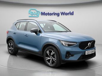 Volvo XC40 B3 PLUS