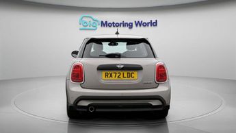 MINI Hatch COOPER CLASSIC