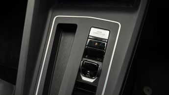 Volkswagen Golf LIFE TDI DSG