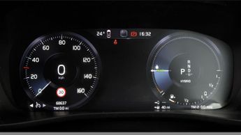 Volvo XC40 RECHARGE T4 PLUS
