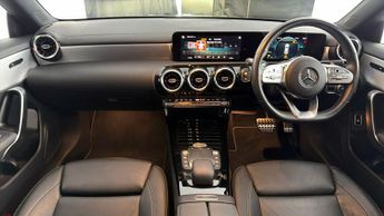 Mercedes-Benz CLA CLA 200 AMG LINE