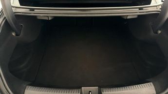 Mercedes-Benz CLA CLA 200 AMG LINE