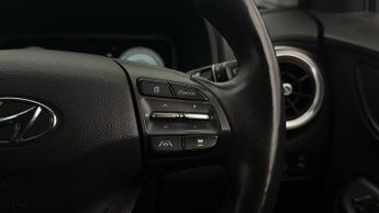 Hyundai KONA PREMIUM