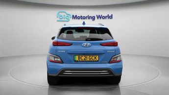 Hyundai KONA PREMIUM