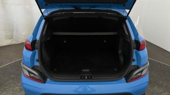 Hyundai KONA PREMIUM
