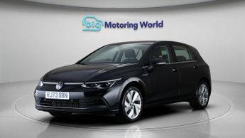 Volkswagen Golf STYLE ETSI DSG