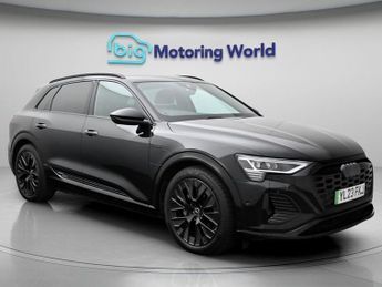 Audi Q8 e-tron QUATTRO BLACK EDITION