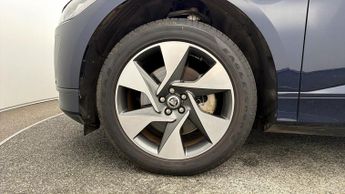 Jaguar I-PACE R-DYNAMIC SE BLACK