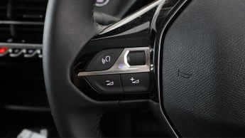 Peugeot 208 STYLE