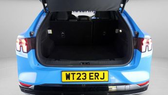 Ford Mustang Mach-E BASE