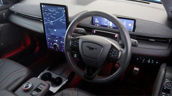 Ford Mustang Mach-E BASE