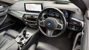 BMW 5 Series 530E M SPORT