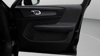 Volvo C40 RECHARGE CORE