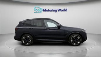 BMW iX3 M SPORT PRO