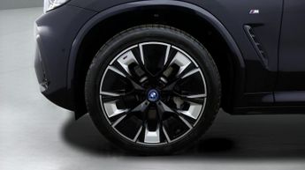 BMW iX3 M SPORT PRO