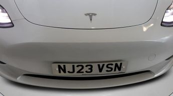 Tesla Model Y LONG RANGE AWD