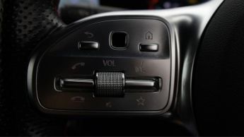 Mercedes-Benz EQB EQB 300 4MATIC AMG LINE PREMIUM