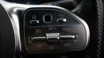 Mercedes-Benz EQB EQB 300 4MATIC AMG LINE PREMIUM