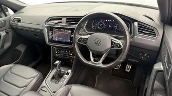 Volkswagen Tiguan R-LINE TSI DSG