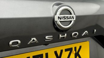 Nissan Qashqai DIG-T N-CONNECTA DCT