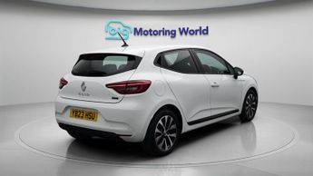Renault Clio EVOLUTION E-TECH