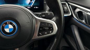 BMW i4 EDRIVE40 M SPORT