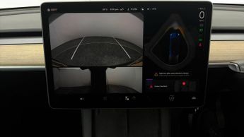 Tesla Model Y BASE